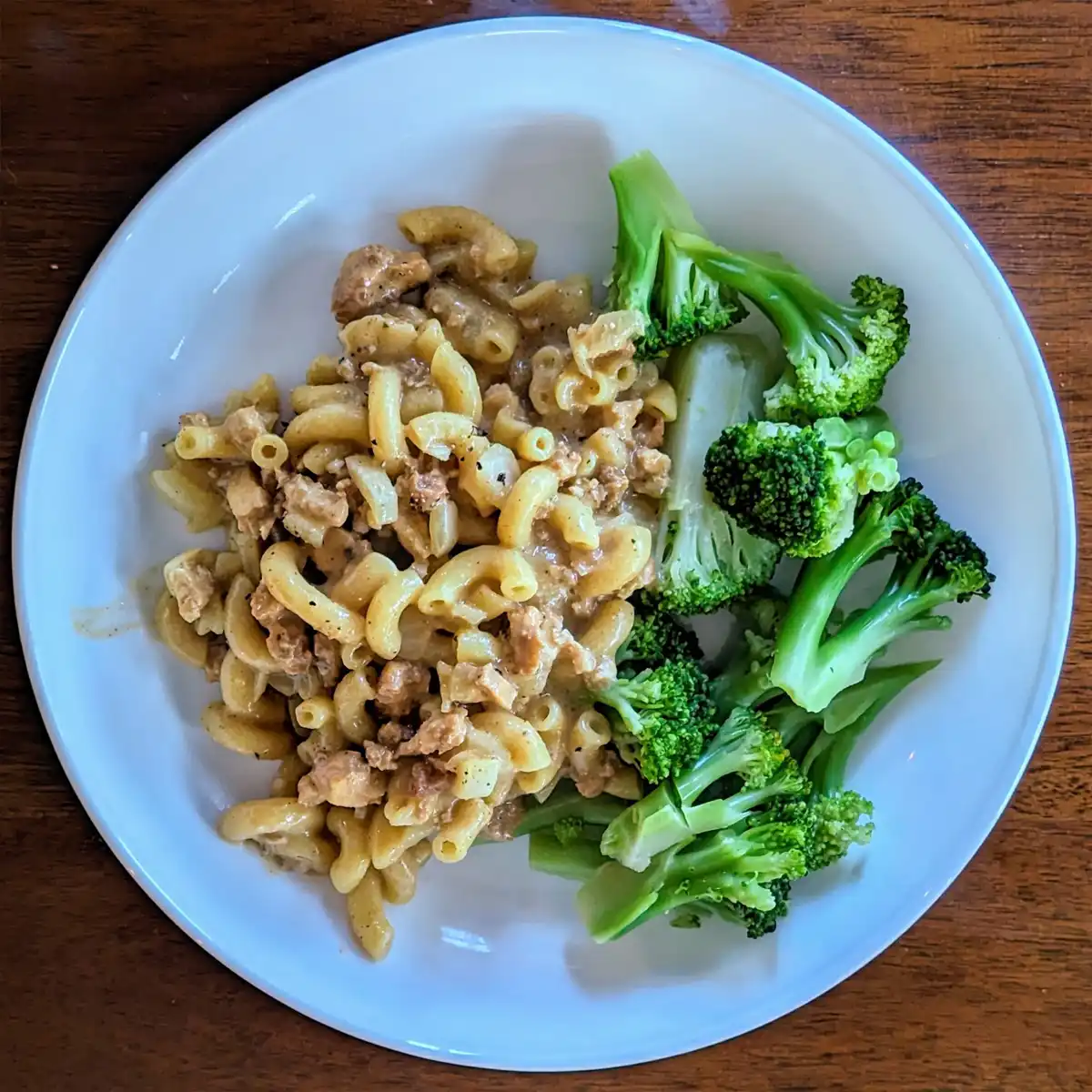 Tofu Hamburger Helper with Broccoli